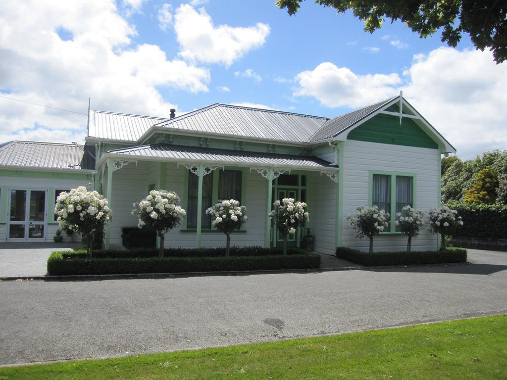 Thyme Out Estate Bed and Breakfast Halcombe Exteriör bild